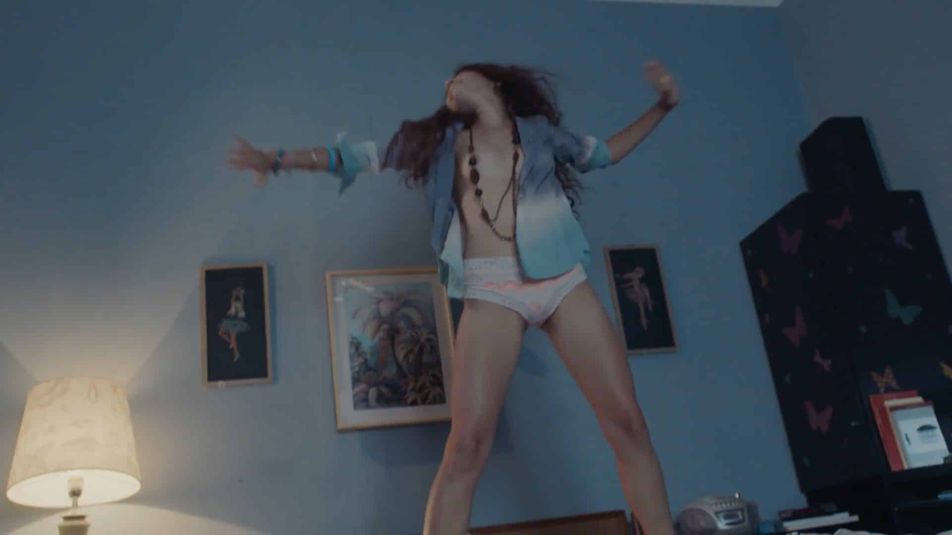 Antonella Ferrari Topless & Nude Performance